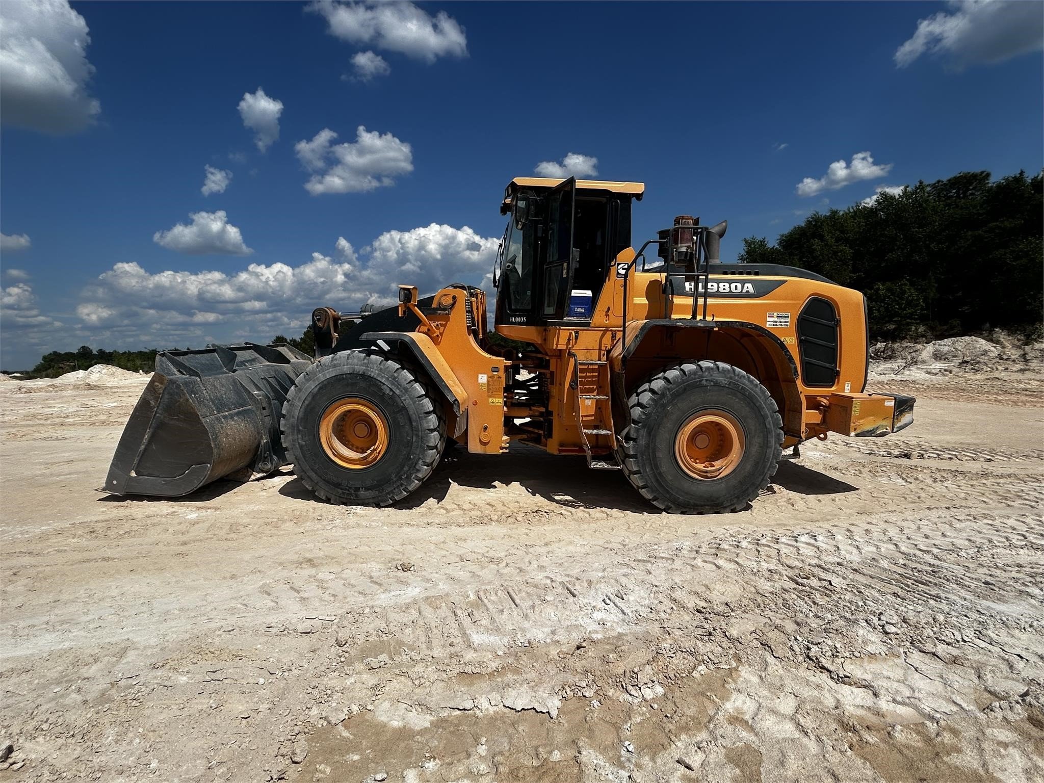 2021 HYUNDAI HL980A Wheel Loader - photo 3
