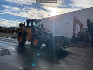 2023 HYUNDAI HL930A - photo 2