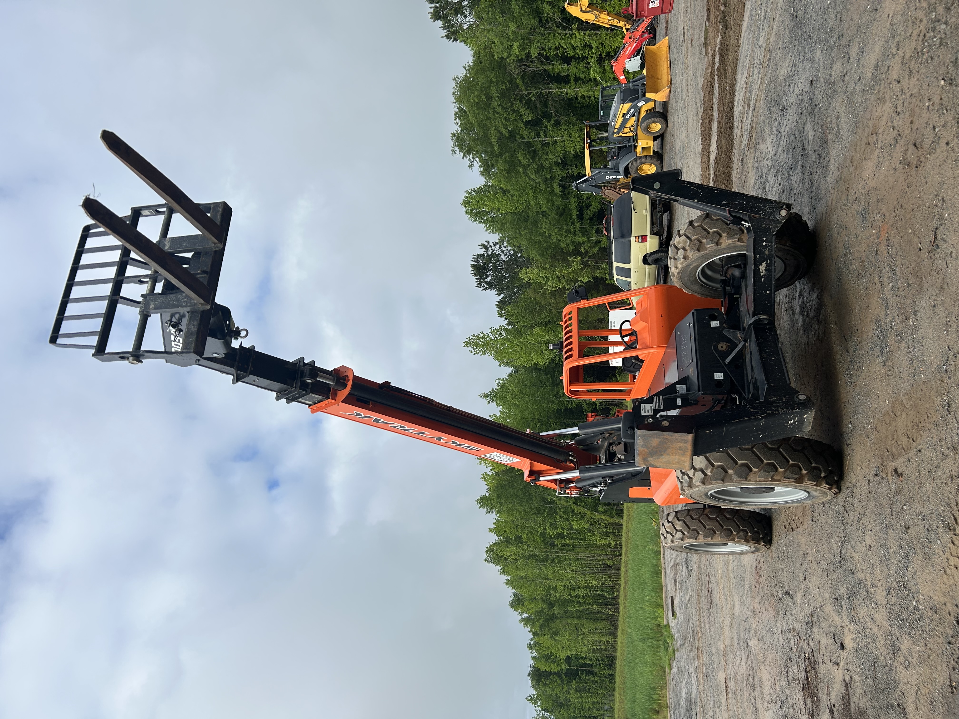 2024 JLG 10054 SkyTrak - photo 4