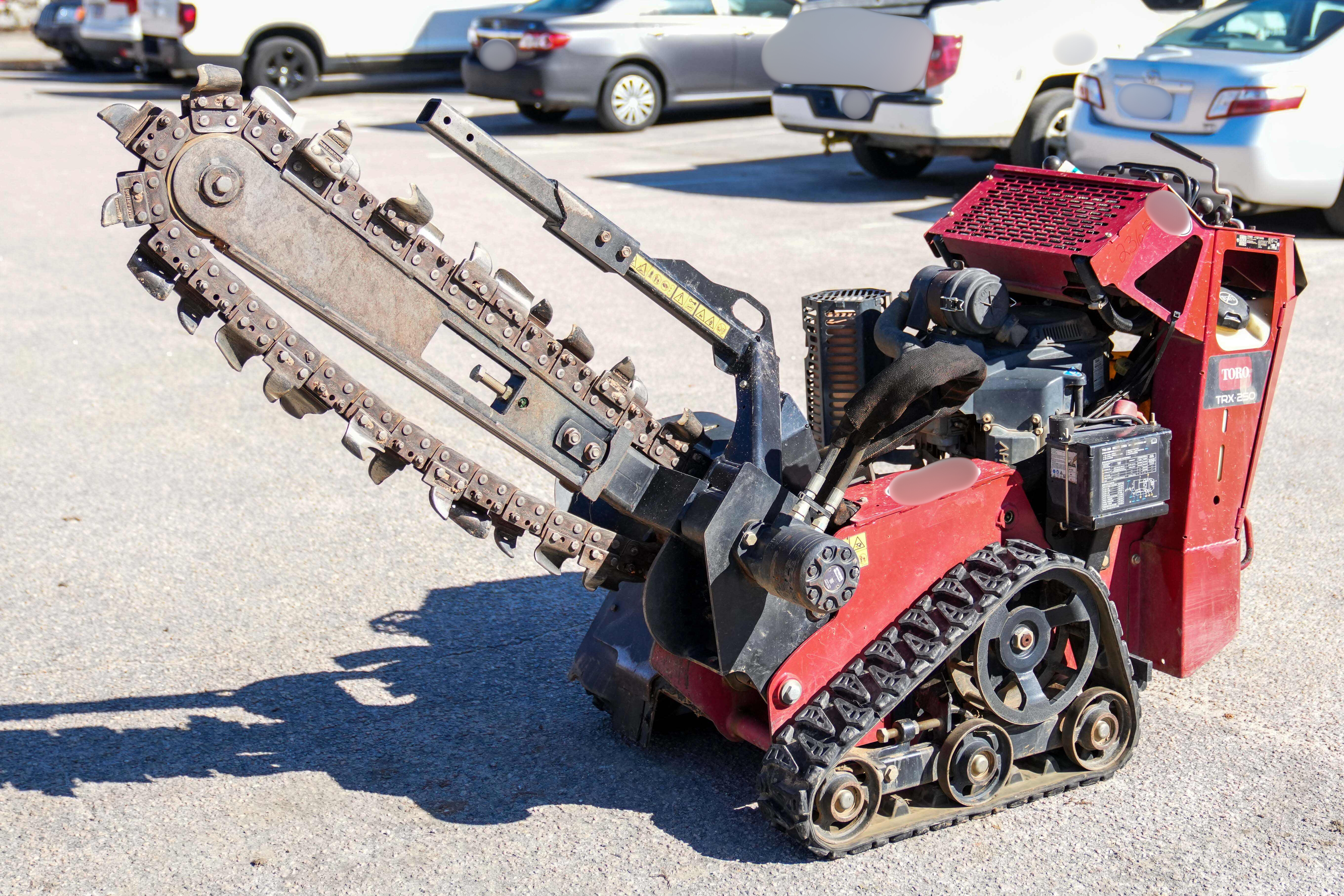 2023 Toro TRX-20 Walk Behind Track Trencher - photo 2