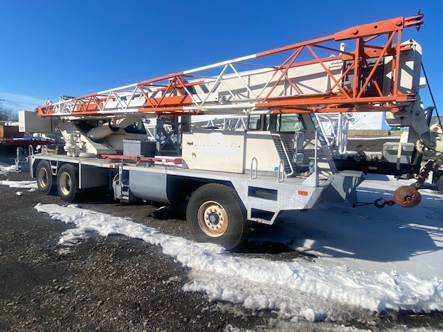 1999 Terex T-340 - photo 2
