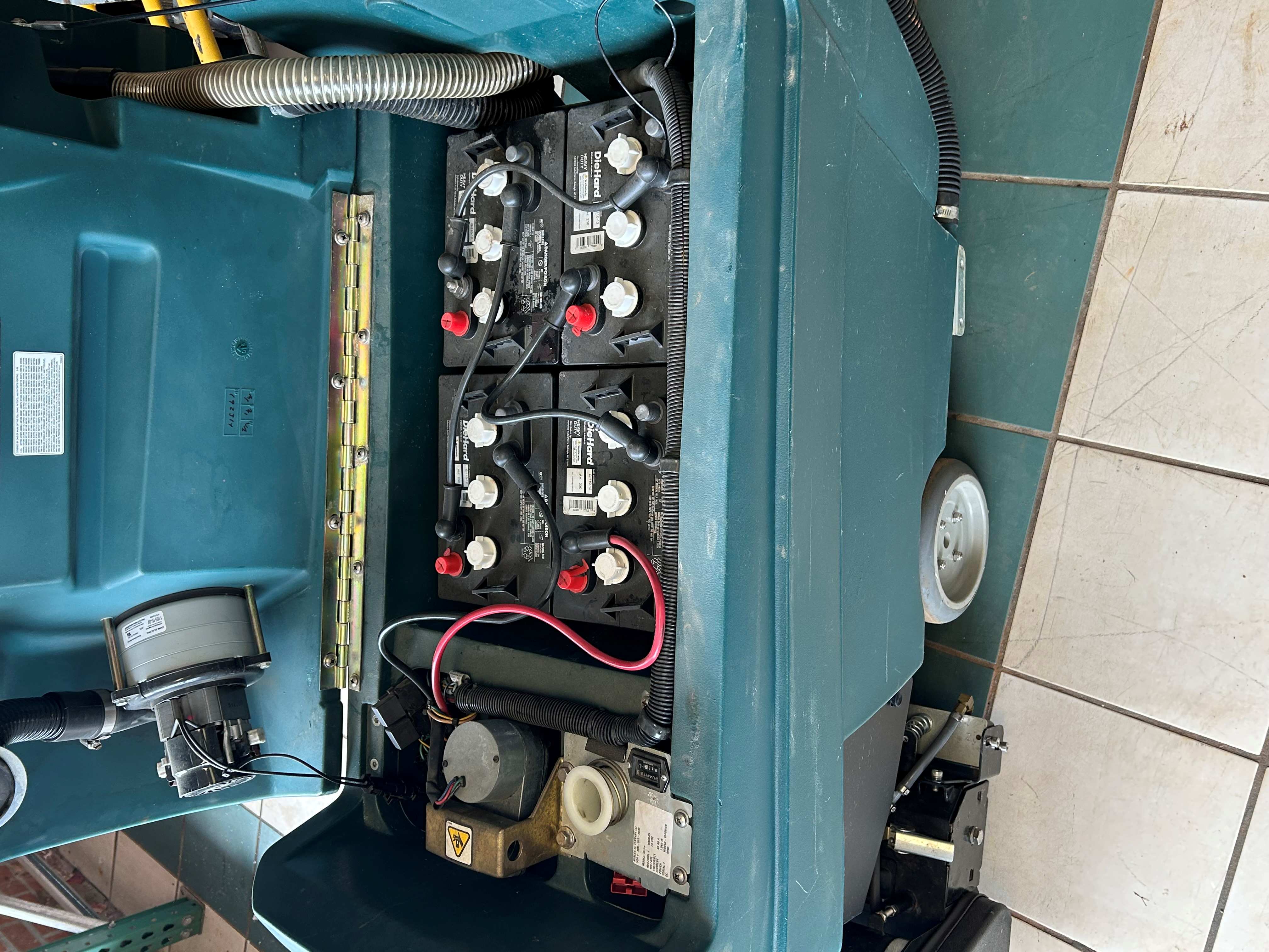 Nobles Strive Commercial Carpet Cleaner - photo 5