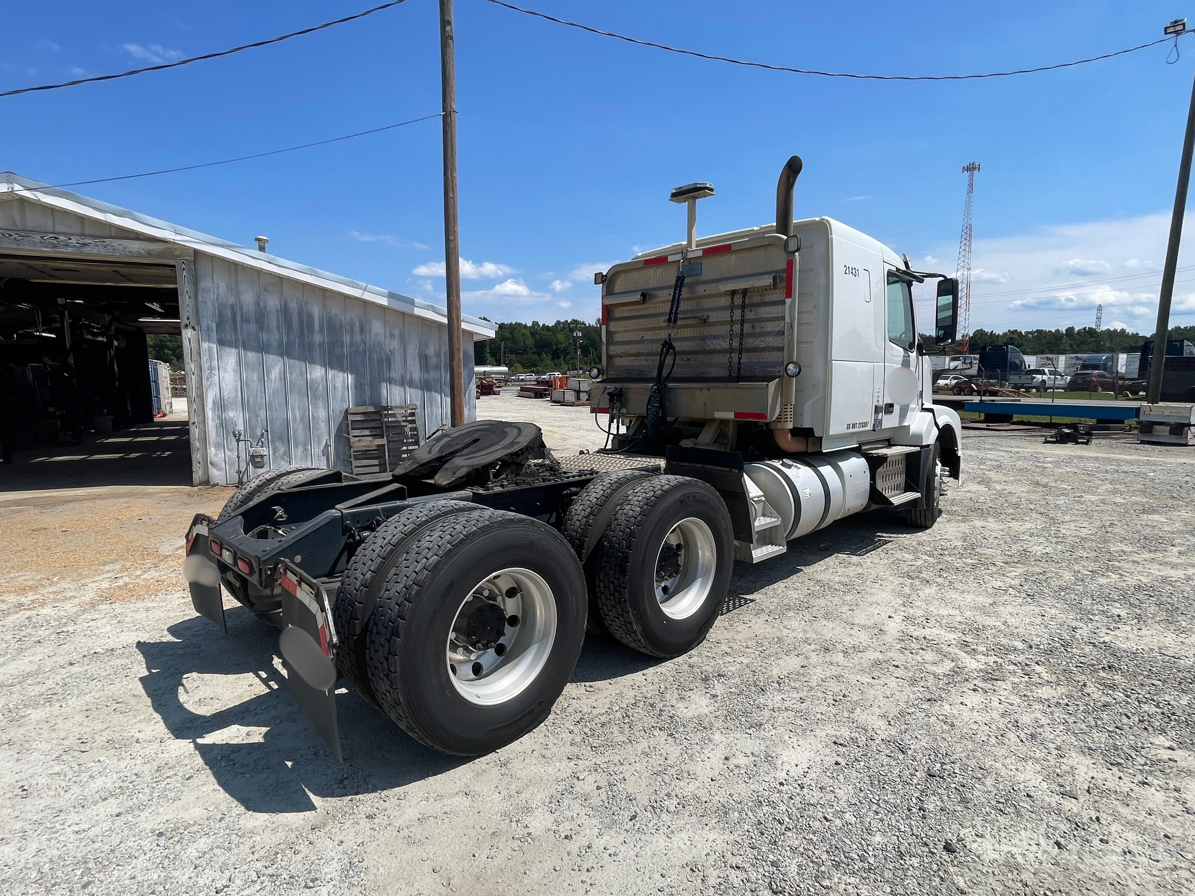 2014 Volvo VNL - photo 6
