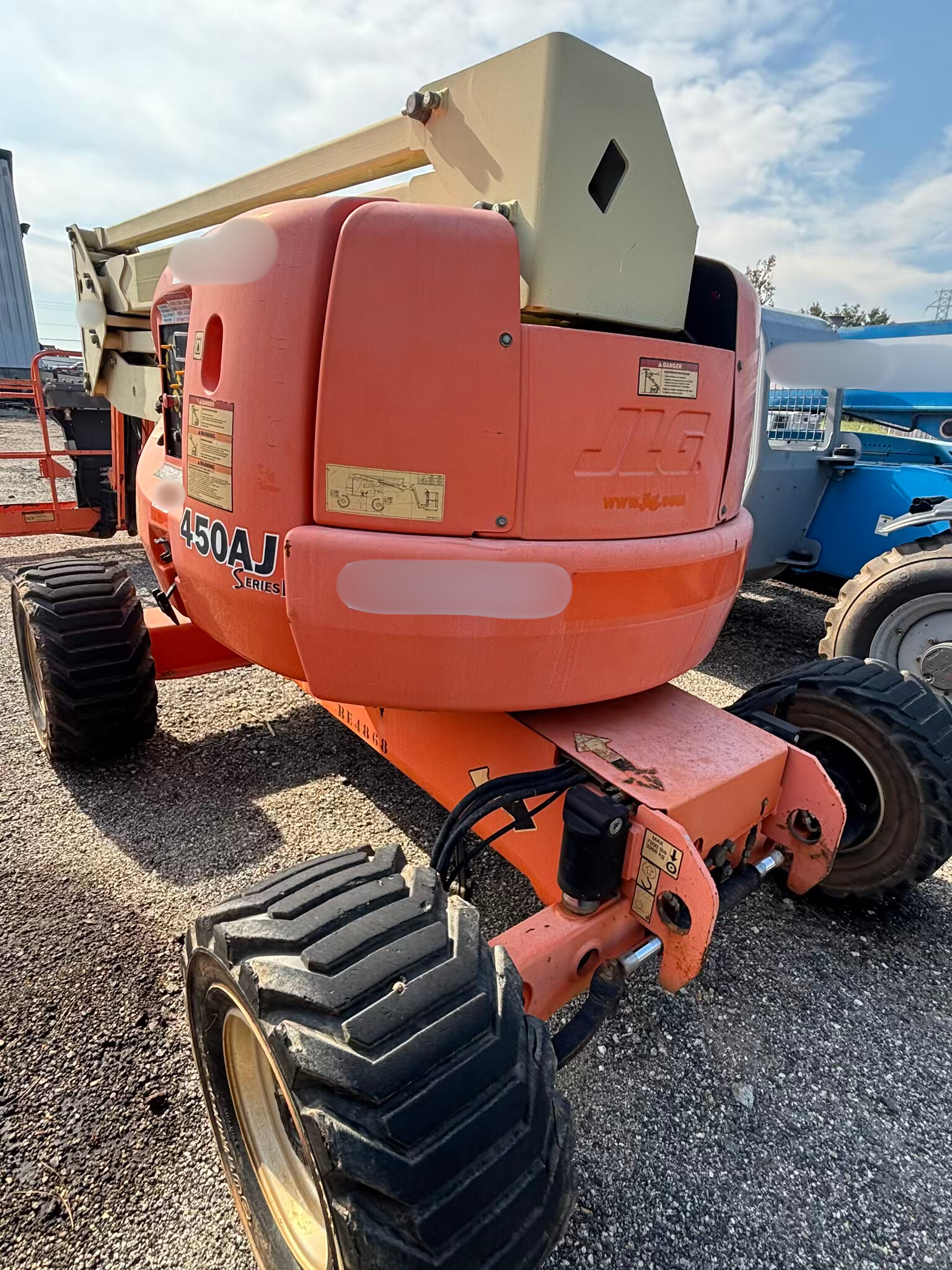 2014 JLG 450AJ SII Boom Lift - photo 4