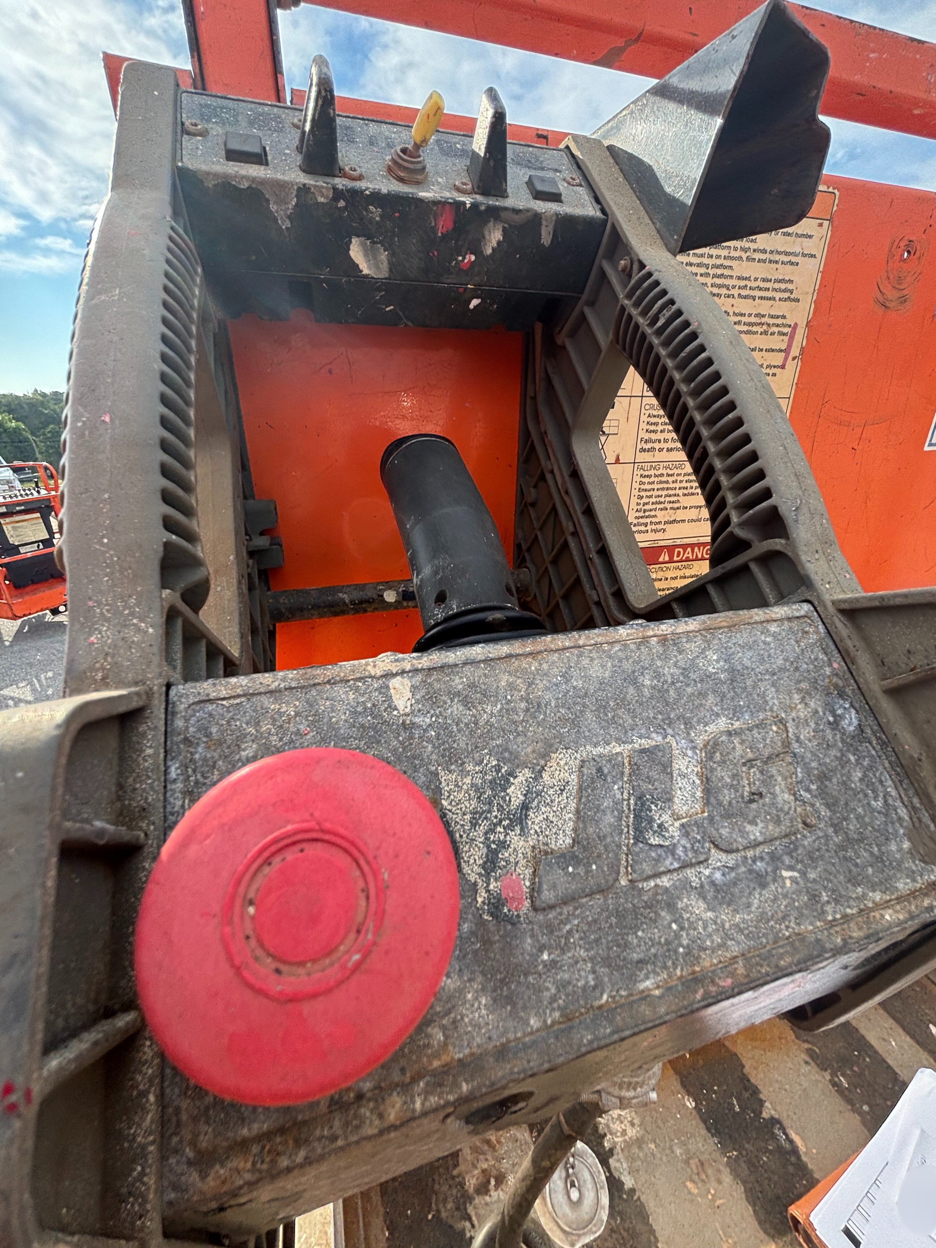 2014 JLG 3246ES - photo 5