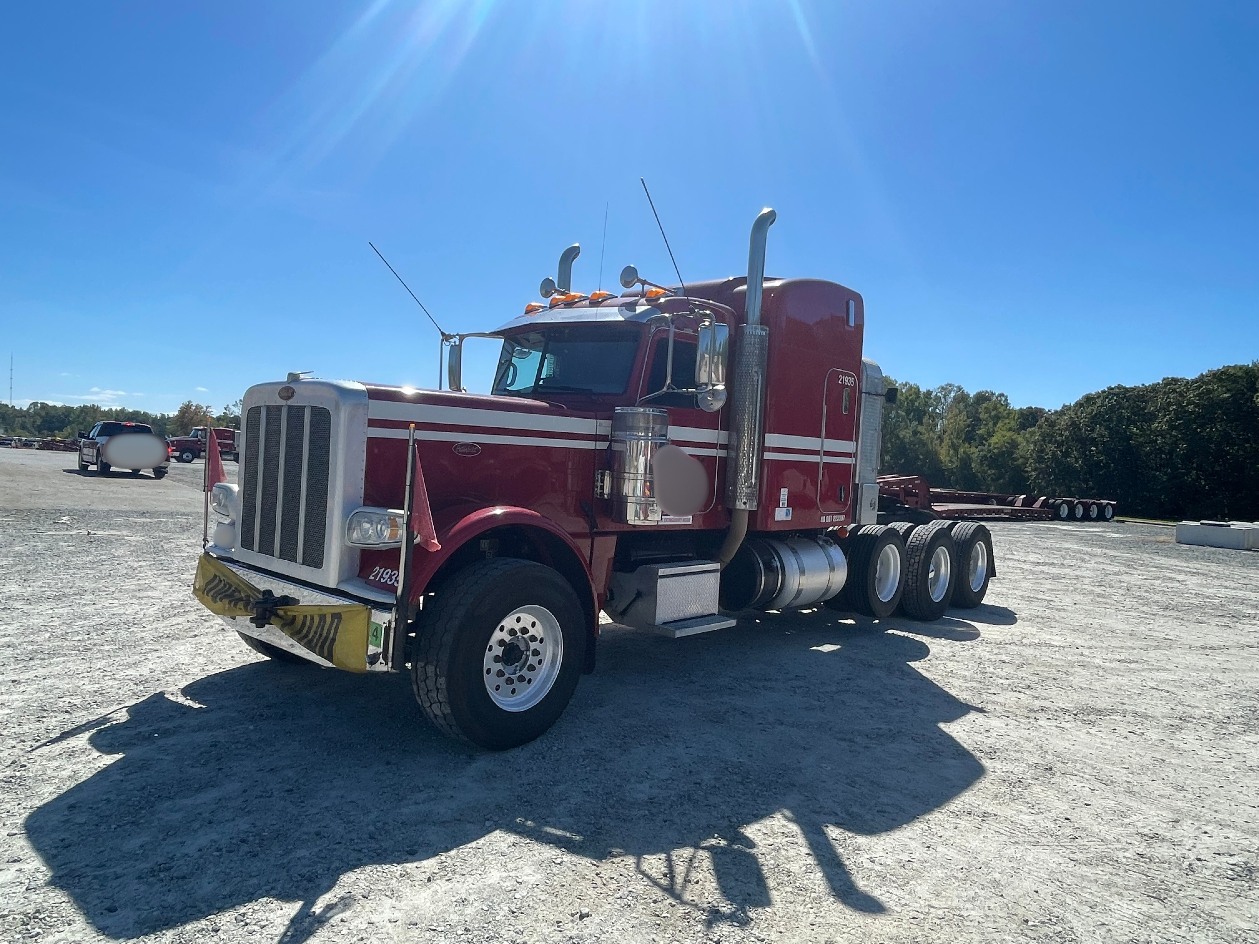 2019 Peterbilt 389 Heavy Haul  - photo 3