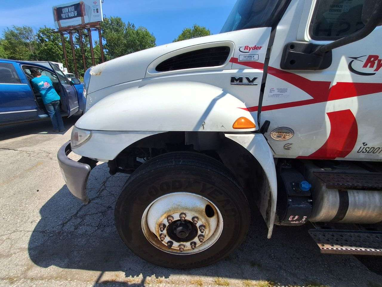 2020 International MV607 - photo 6