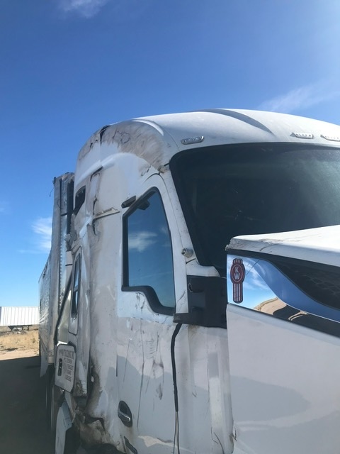 2023 Kenworth T680 - photo 5