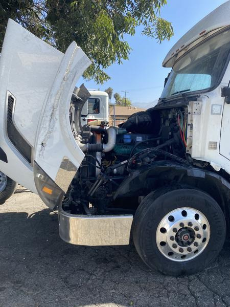 2016 Volvo VNL